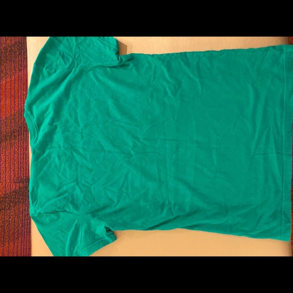 American Apparrel Tshirt - Picture 3 of 3